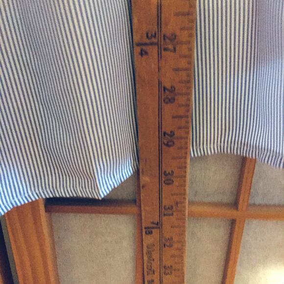 Women's Size 2XL  Blue White pin striped Blouse Polyester unbranded NWOT - Picture 8 of 11